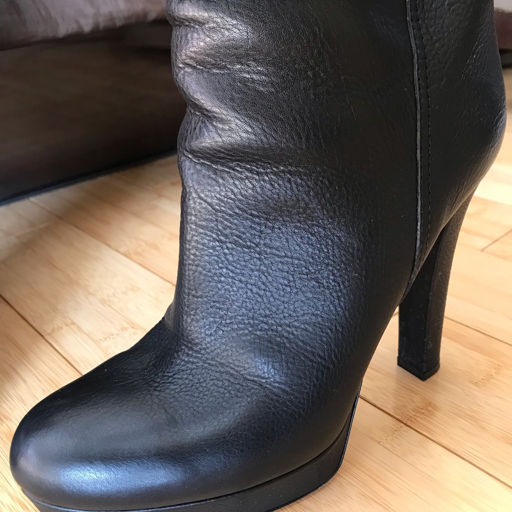 Gucci Leather Boots size 39 ½